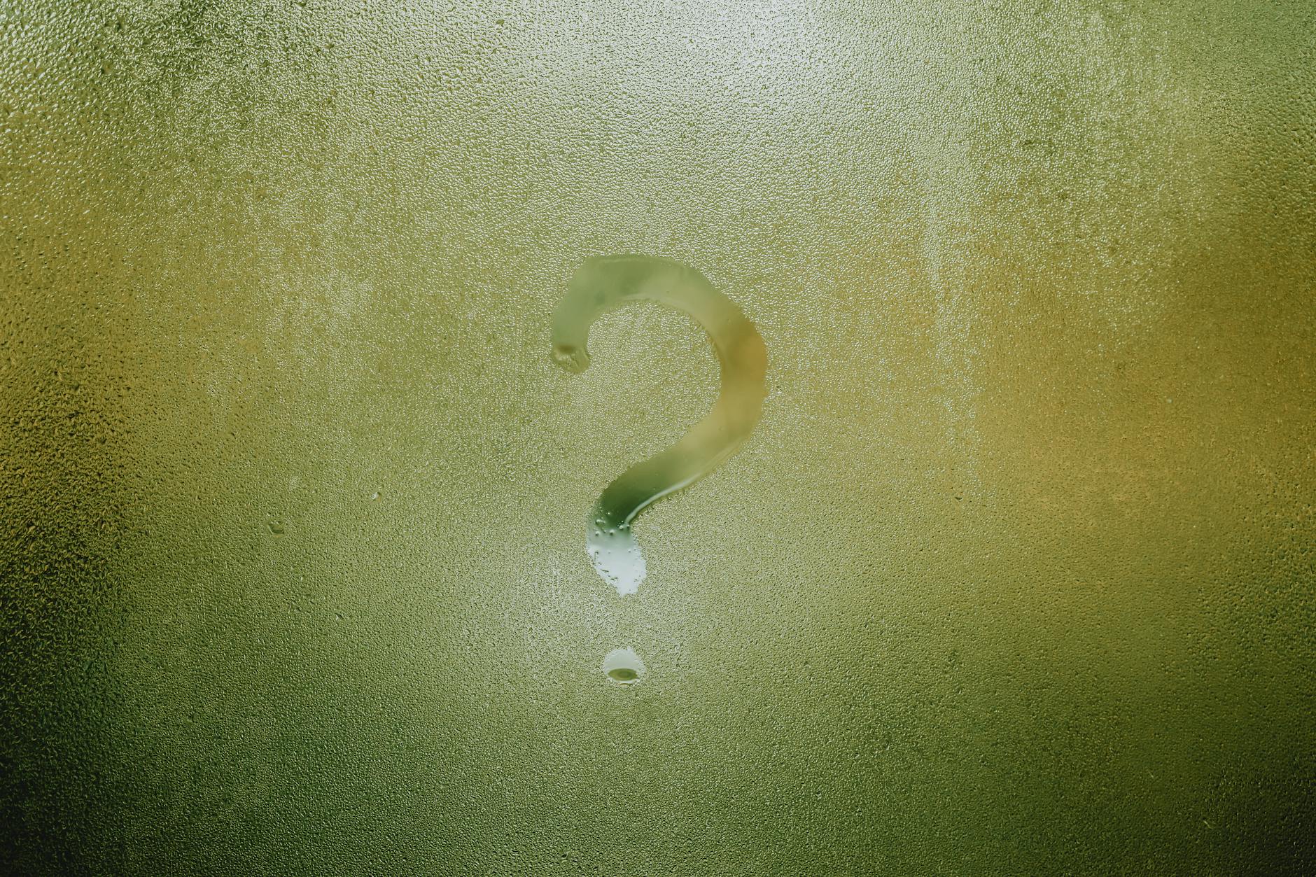 The Dos and Don’ts of Writing a Query Letter to Literary Agents